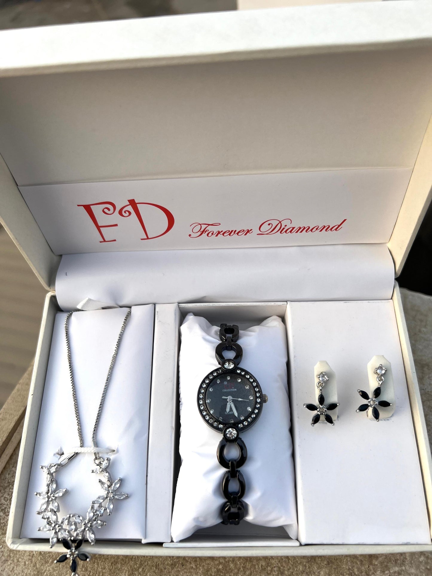 Girls Watch Gift Pack Set With Ring, Bracelet etc.