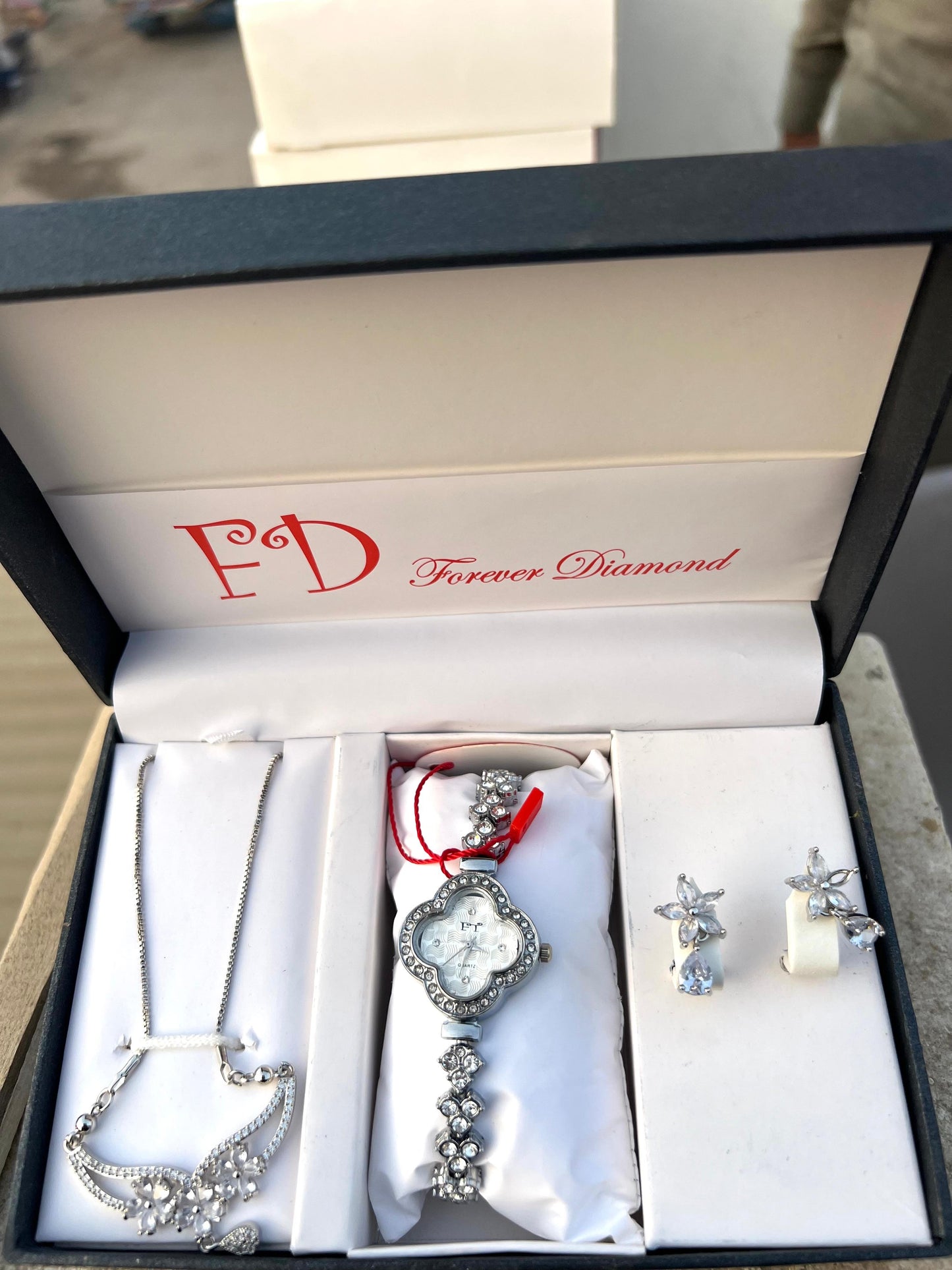 Girls Watch Gift Pack Set With Ring, Bracelet etc.