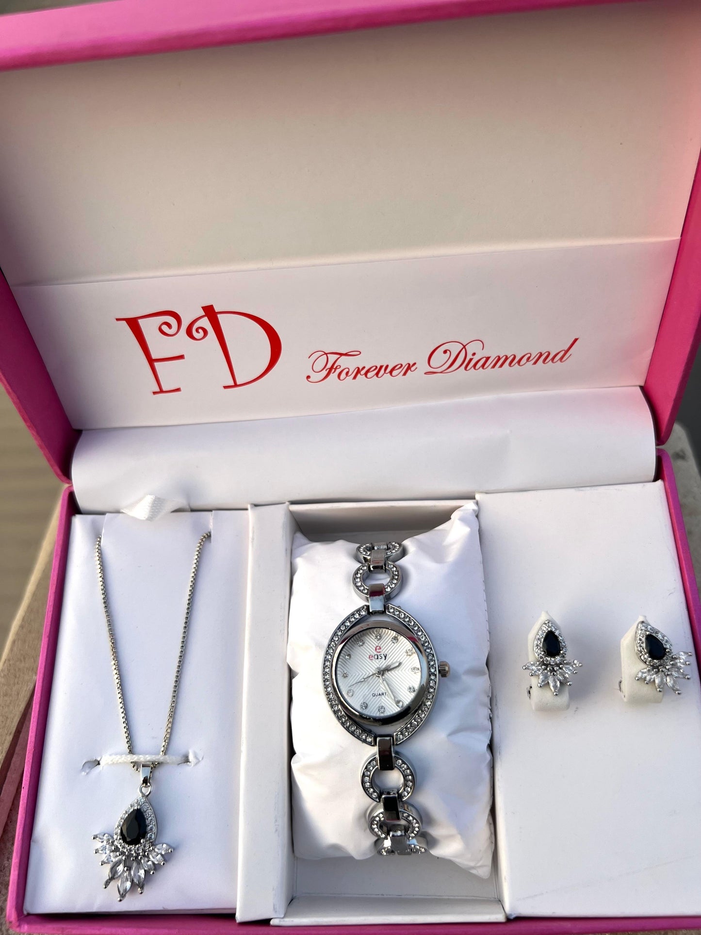 Girls Watch Gift Pack Set With Ring, Bracelet etc.