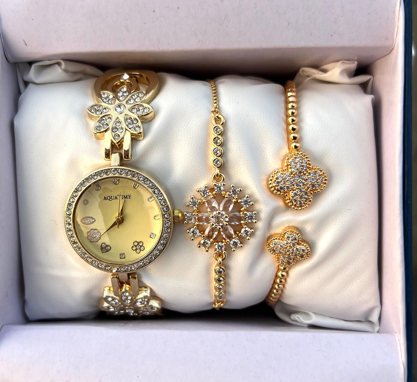 Girls Watch Gift Pack Set With Ring, Bracelet etc.